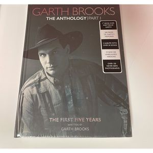 New Garth Brooks CDS and Book Anthology: The First Five Years Book and  5 CD's